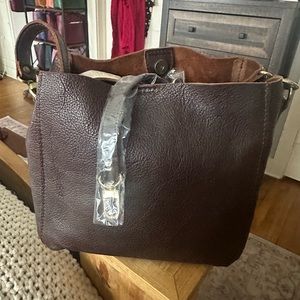 Portland leather good beautiful pebbly coldbrew butterfly bag. BNNU.